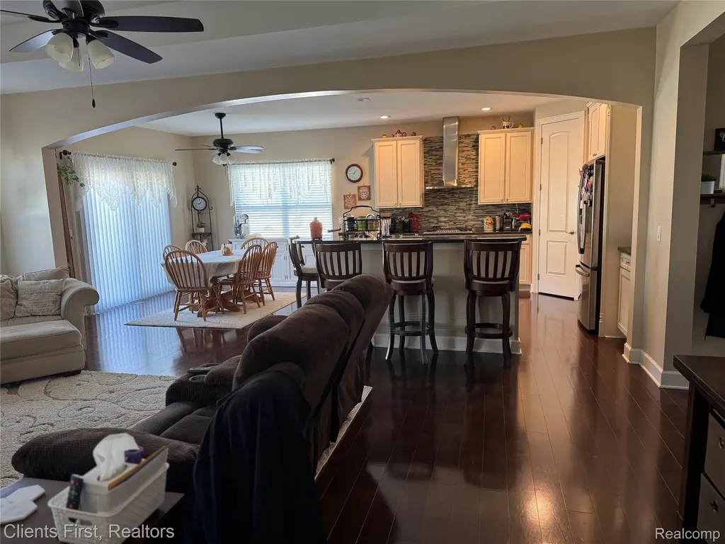 318 Province Lane Canton Charter Township MI 48188