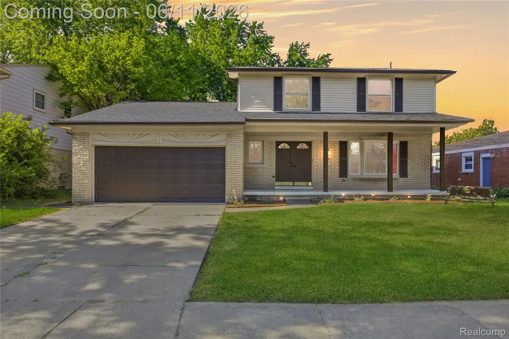 1149 Charrington Drive Troy City MI 48083
