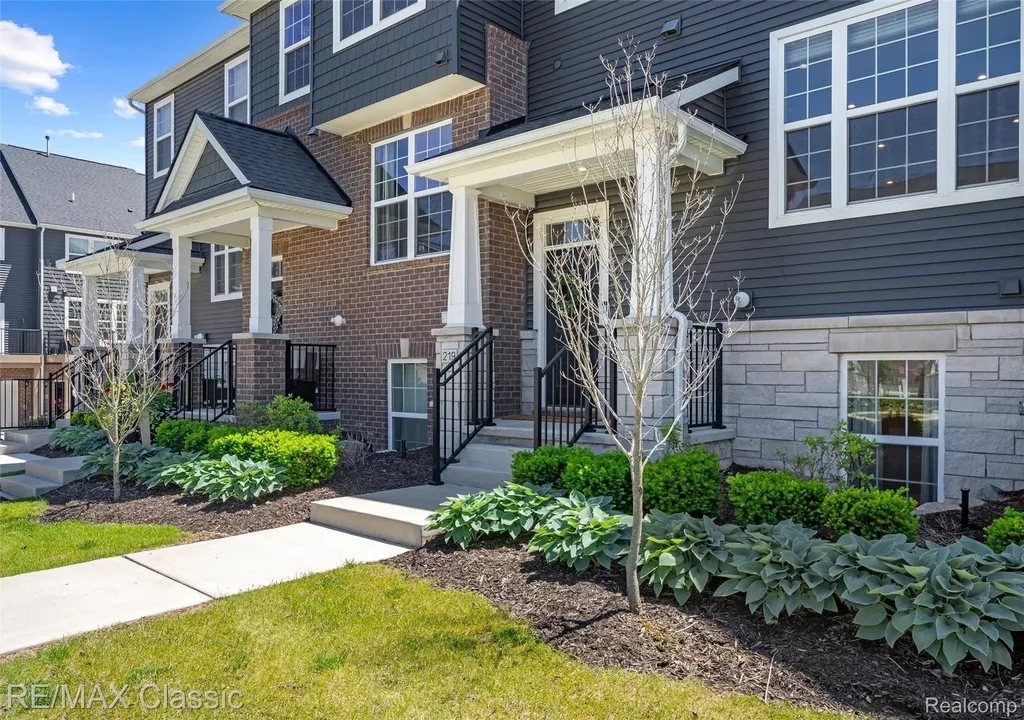219 S Sydney Court N Plymouth City MI 48170