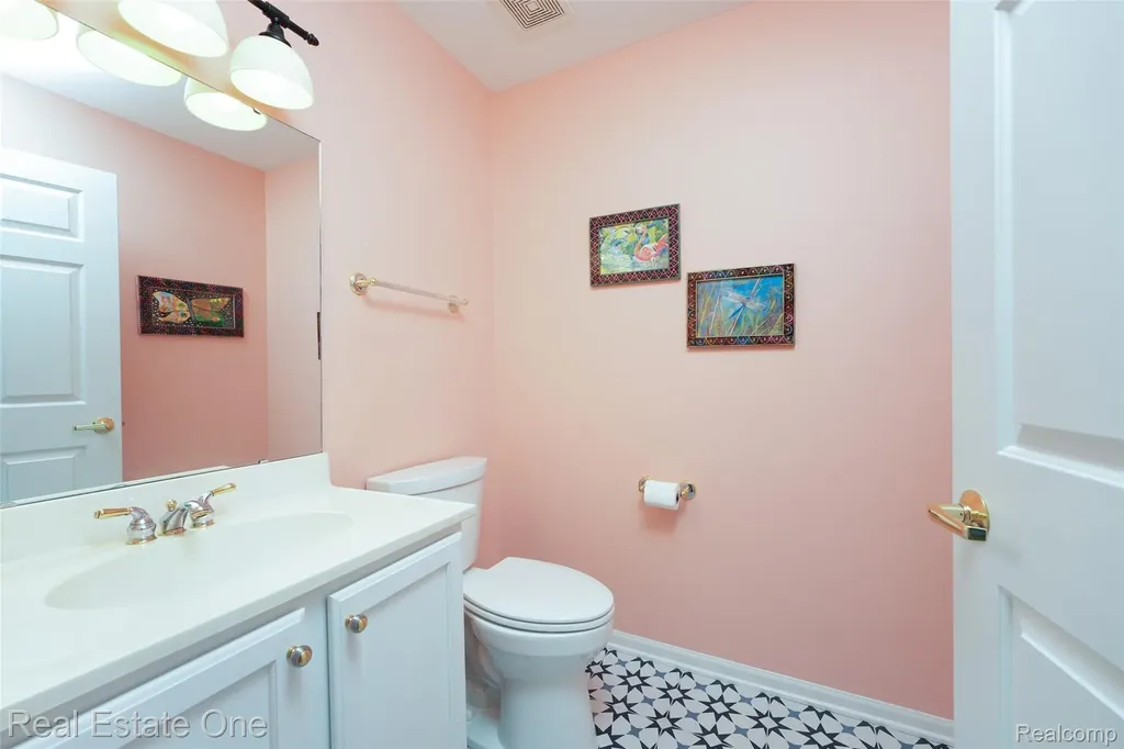 2243 Willow Tree Drive Brighton City MI 48116