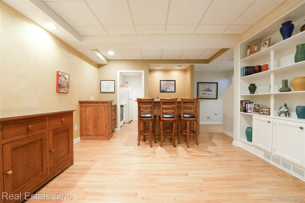 2243 Willow Tree Drive Brighton City MI 48116