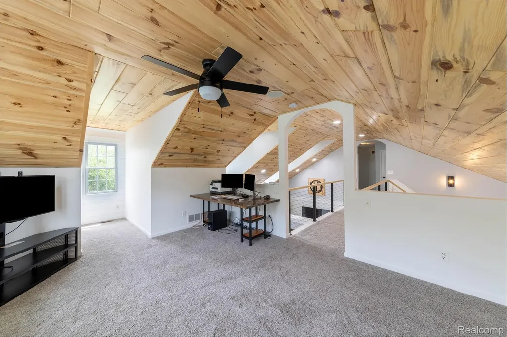 12621 Golden Oaks Drive Hartland Township MI 48380