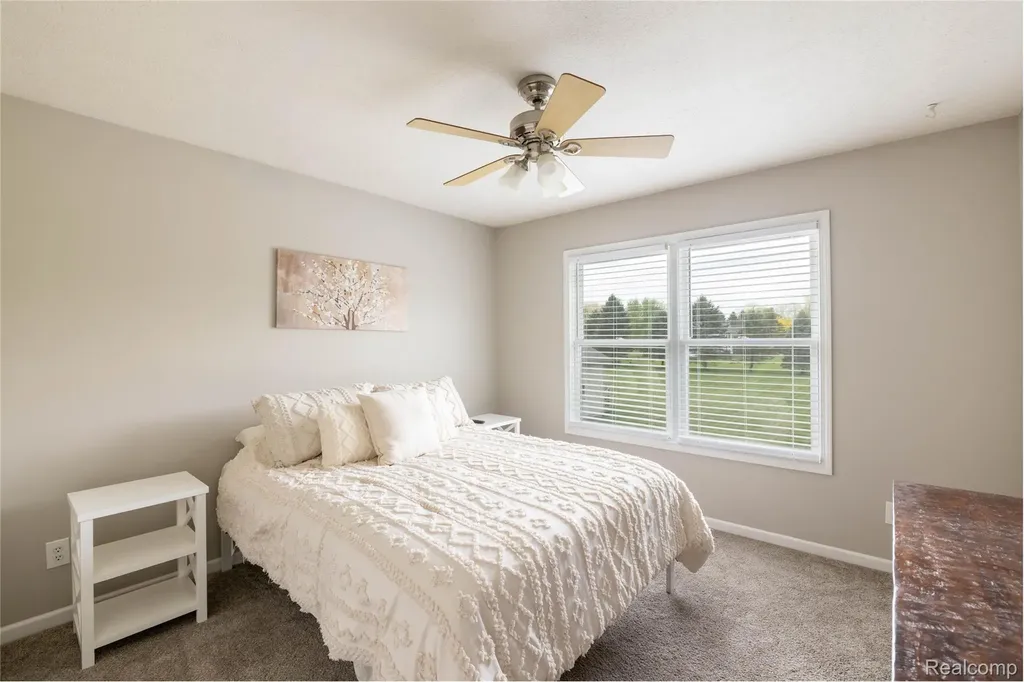 12621 Golden Oaks Drive Hartland Township MI 48380