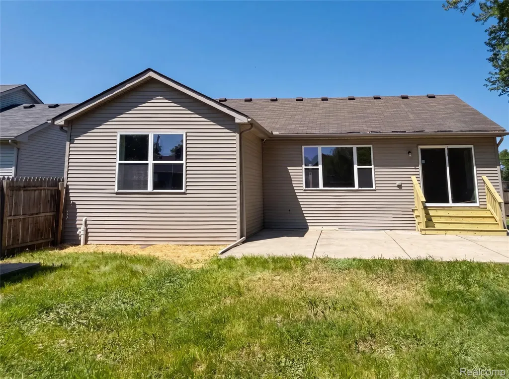 42724 N Walnut Street Clinton Charter Township MI 48036