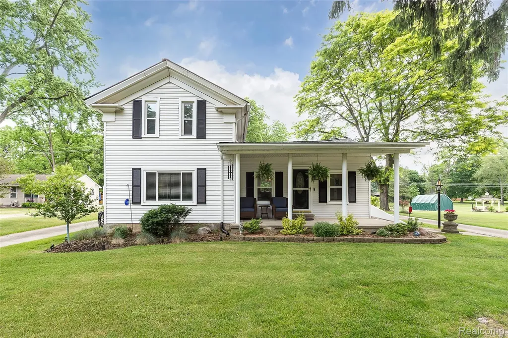 9137 Maltby Road Green Oak Township MI 48116