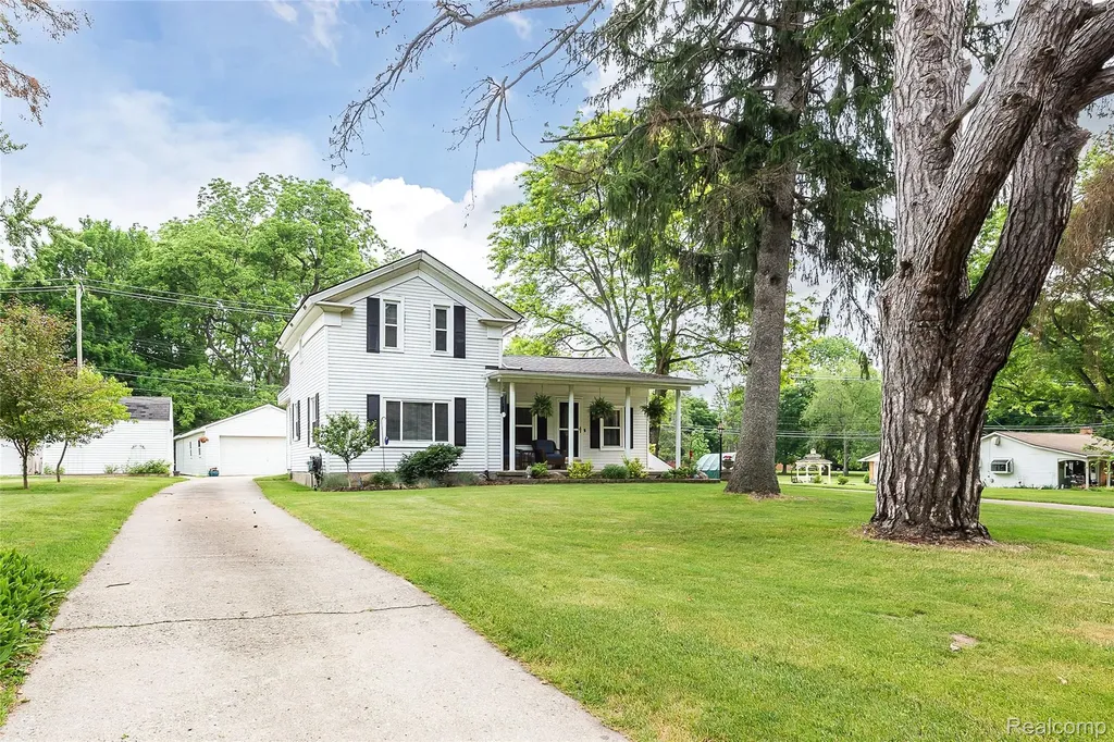 9137 Maltby Road Green Oak Township MI 48116