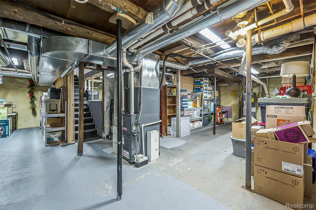 9137 Maltby Road Green Oak Township MI 48116