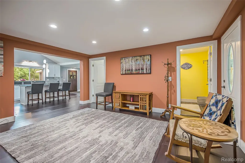 9137 Maltby Road Green Oak Township MI 48116