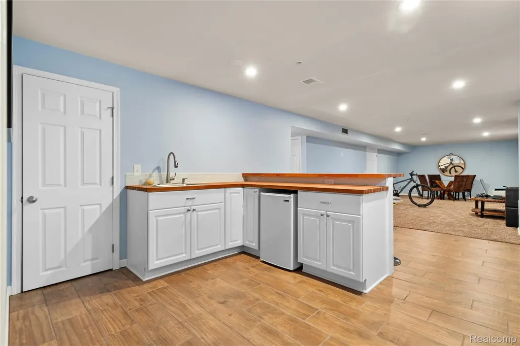 423 Patriot Street Canton Charter Township MI 48188