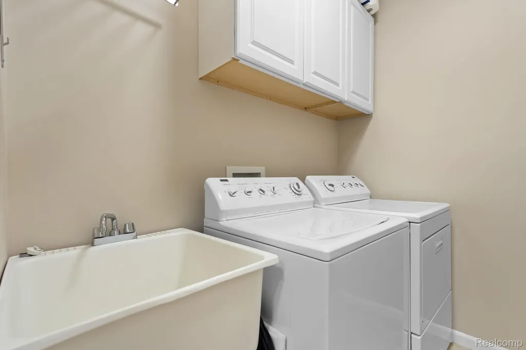 423 Patriot Street Canton Charter Township MI 48188