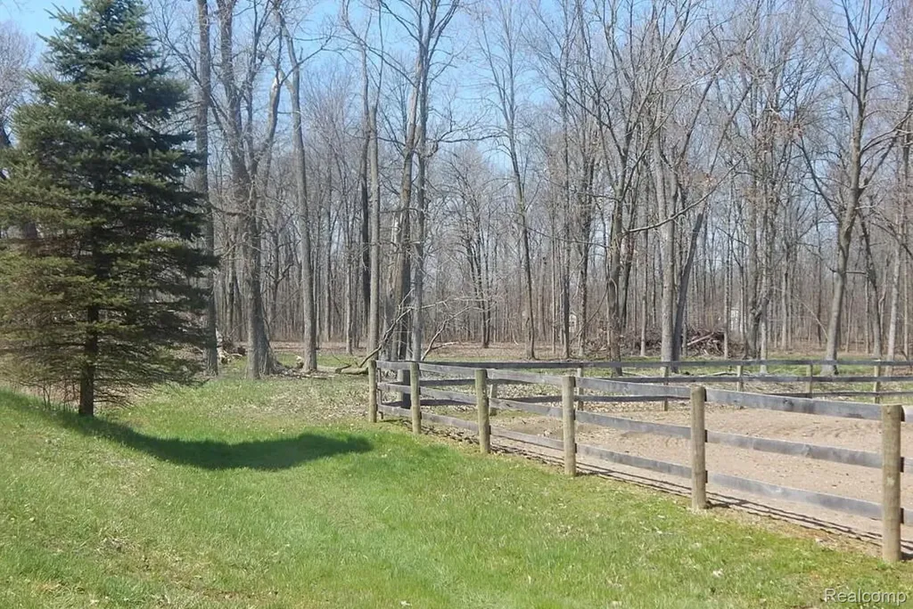 4441 Mack Road Oceola Township MI 48855