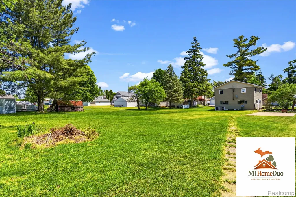 1947 Strait Tow Boulevard Crystal Township MI 48818