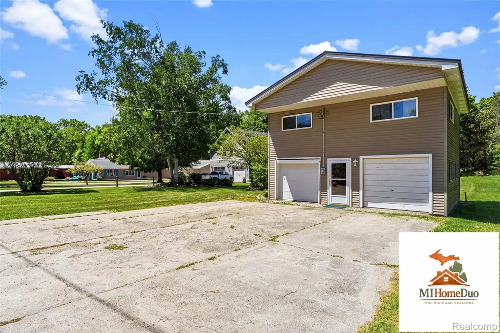 1947 Strait Tow Boulevard Crystal Township MI 48818