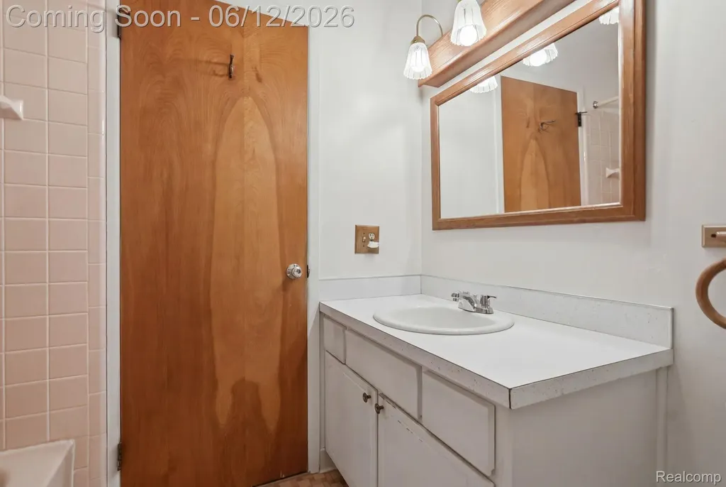 3118 Elk Street Port Huron City MI 48060