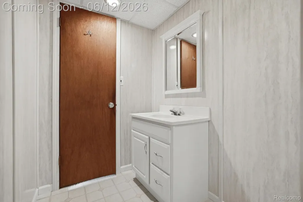 3118 Elk Street Port Huron City MI 48060