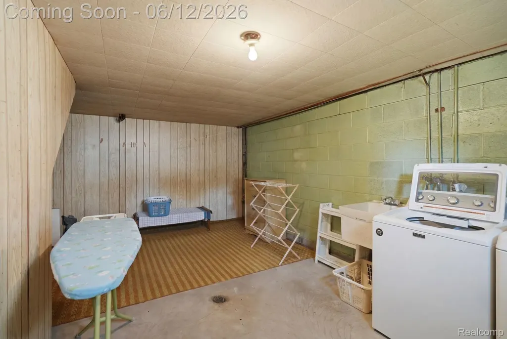 3118 Elk Street Port Huron City MI 48060