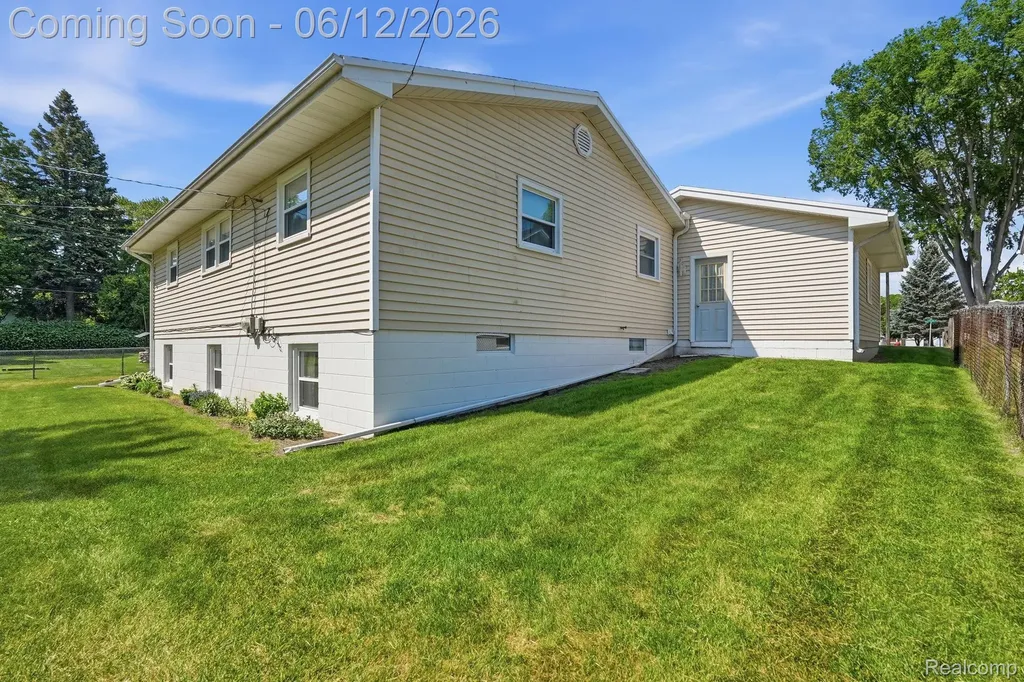 3118 Elk Street Port Huron City MI 48060
