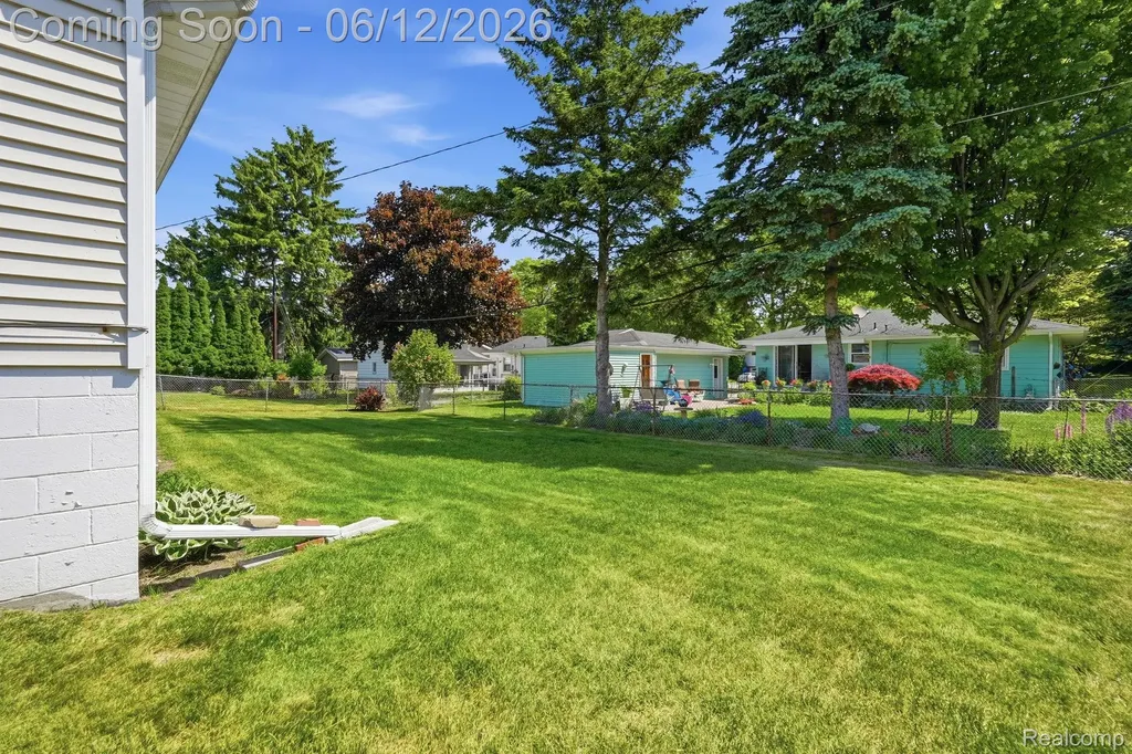 3118 Elk Street Port Huron City MI 48060