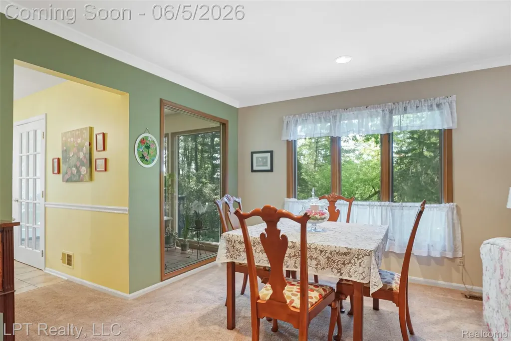 5236 Schlenker Road Hamburg Township MI 48139