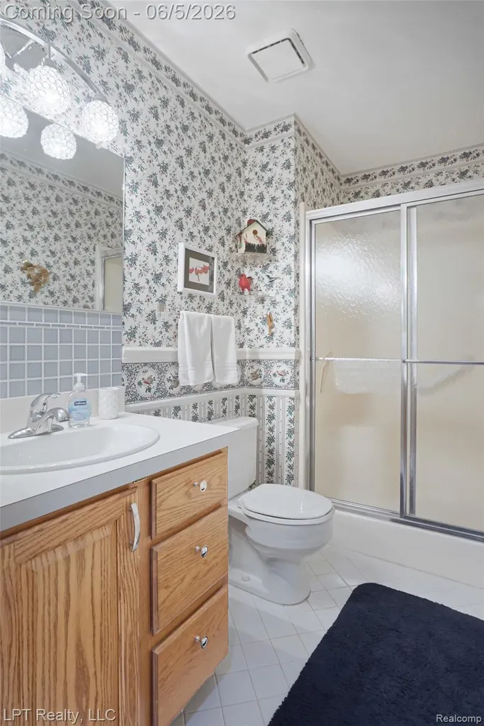 5236 Schlenker Road Hamburg Township MI 48139