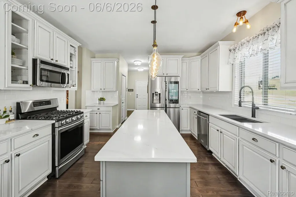 788 Fish Lake Court Oxford Charter Township MI 48371