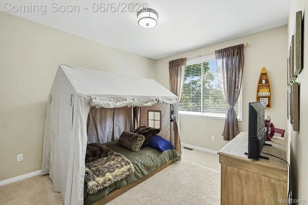 788 Fish Lake Court Oxford Charter Township MI 48371
