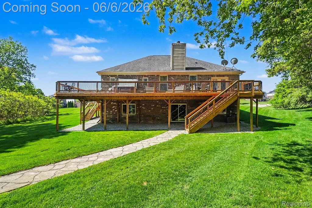 788 Fish Lake Court Oxford Charter Township MI 48371