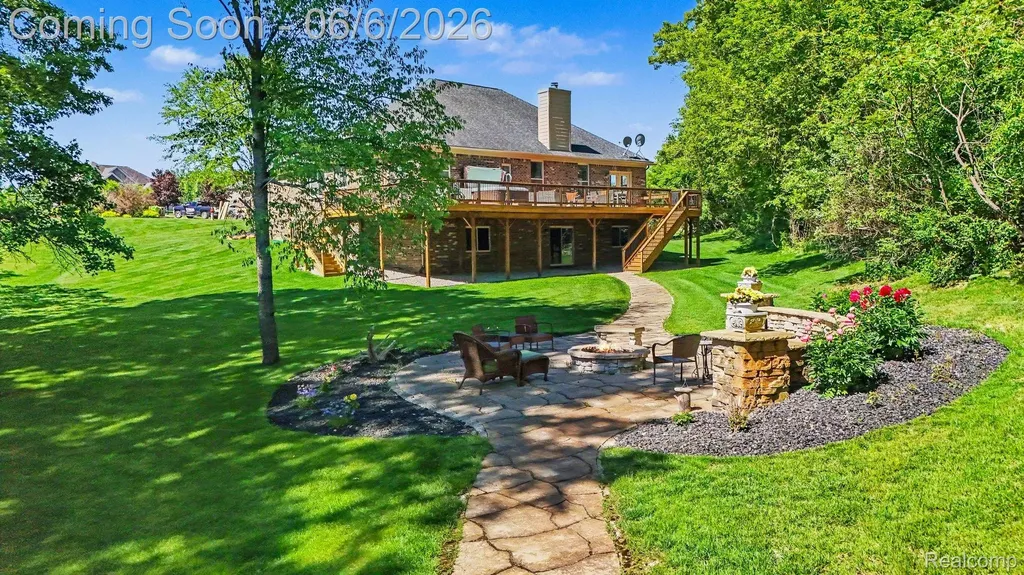 788 Fish Lake Court Oxford Charter Township MI 48371