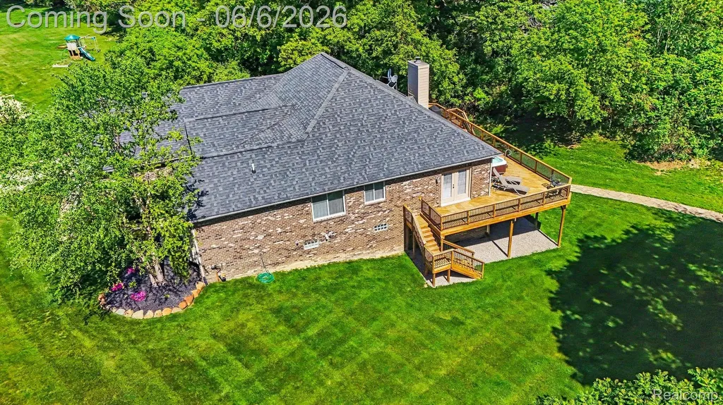 788 Fish Lake Court Oxford Charter Township MI 48371