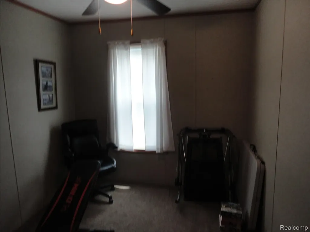 463 Edinborough Street Bedford Township MI 48182
