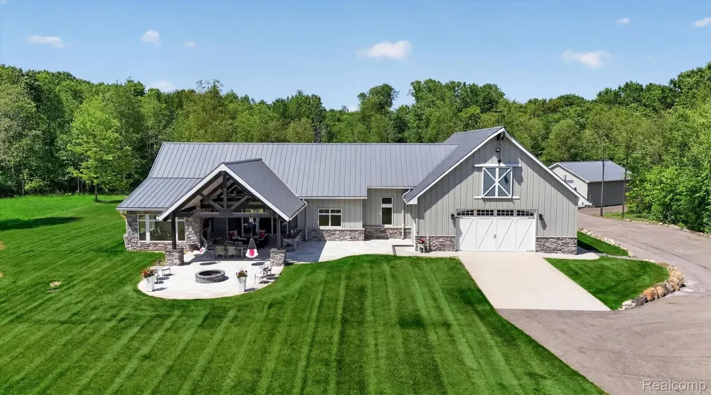 10500 W Grand River Road Handy Township MI 48836