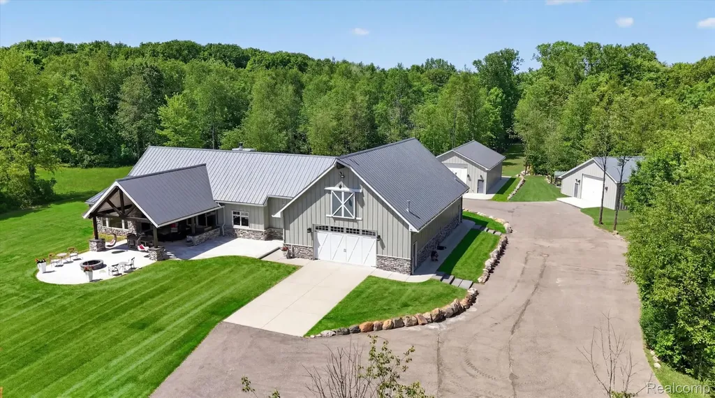 10500 W Grand River Road Handy Township MI 48836