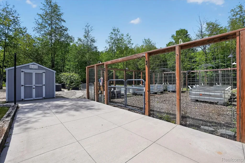 10500 W Grand River Road Handy Township MI 48836