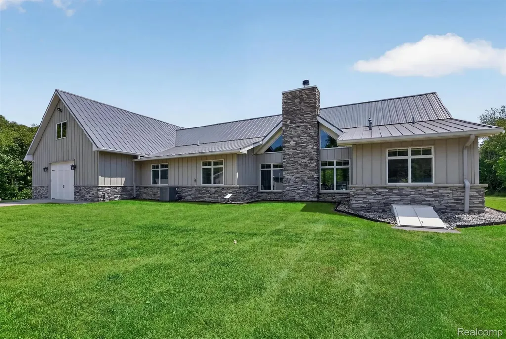 10500 W Grand River Road Handy Township MI 48836