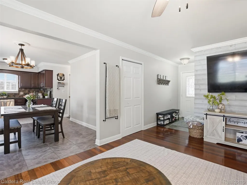 46270 Hollowoode Lane Macomb Township MI 48044
