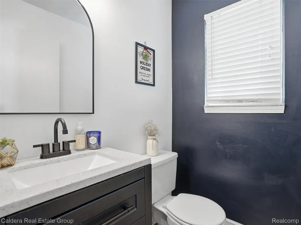 46270 Hollowoode Lane Macomb Township MI 48044