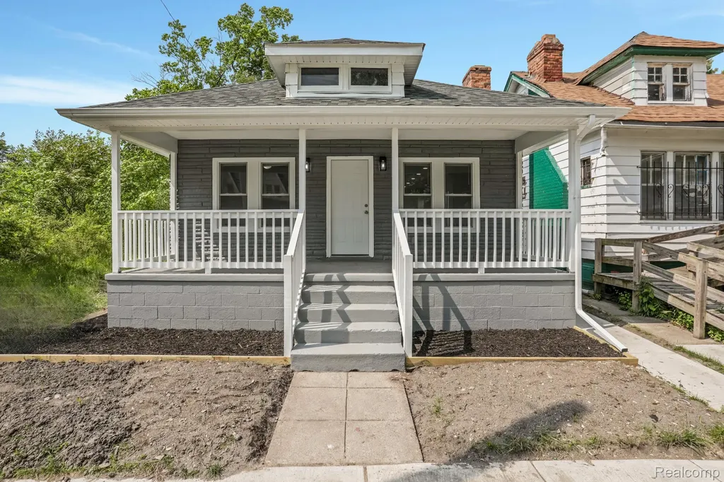 1958 Louise Street Highland Park City MI 48203