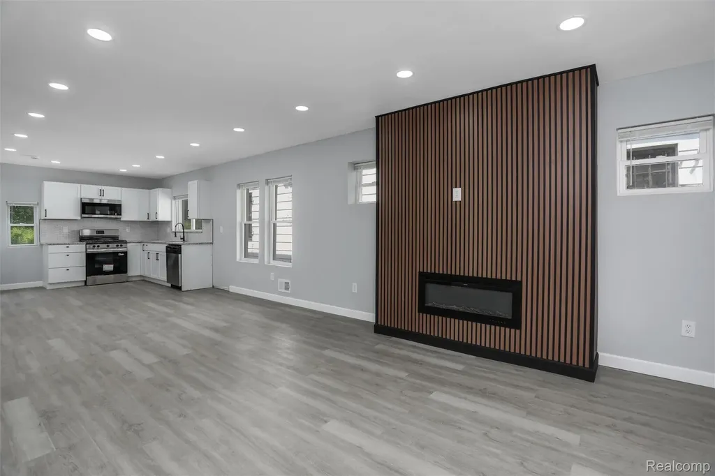 1958 Louise Street Highland Park City MI 48203