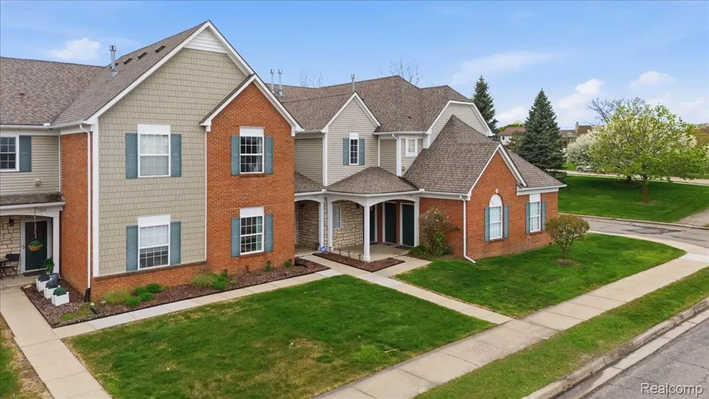 1980 Monarch Drive Shelby Charter Township MI 48316