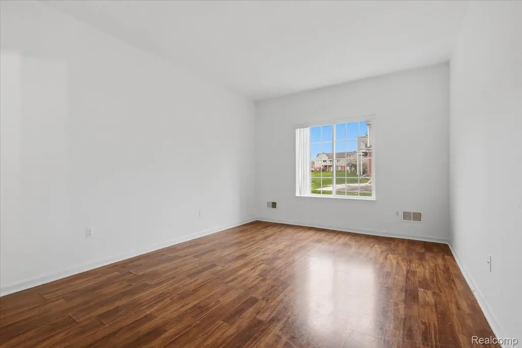 1980 Monarch Drive Shelby Charter Township MI 48316