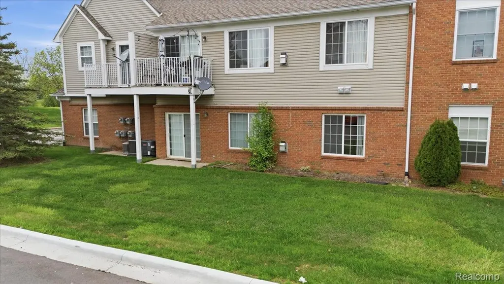 1980 Monarch Drive Shelby Charter Township MI 48316