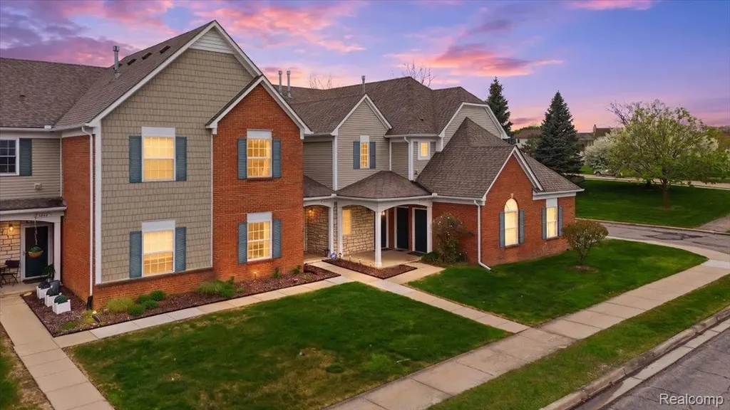 1980 Monarch Drive Shelby Charter Township MI 48316