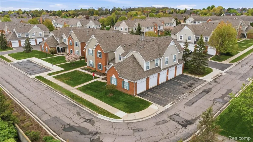 1980 Monarch Drive Shelby Charter Township MI 48316