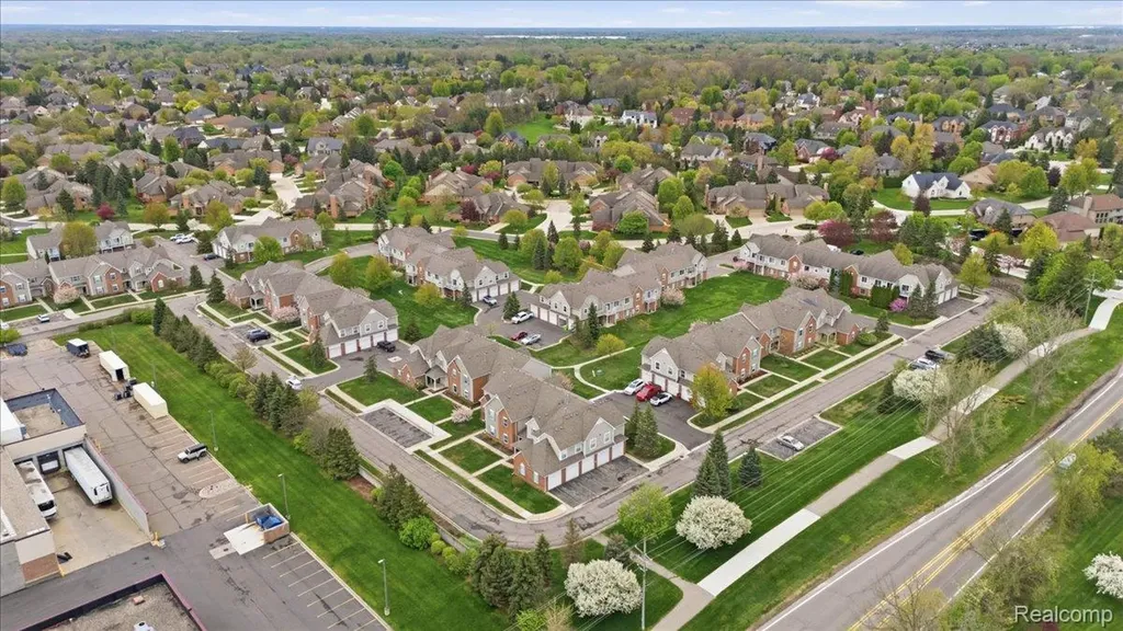 1980 Monarch Drive Shelby Charter Township MI 48316