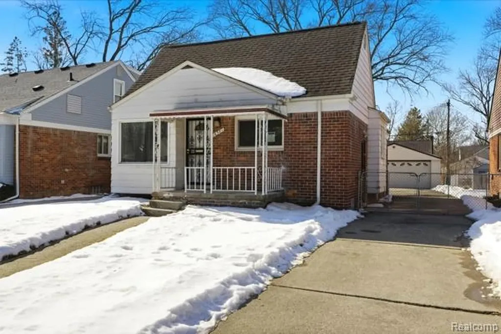 14581 Chatham Street Detroit City MI 48223
