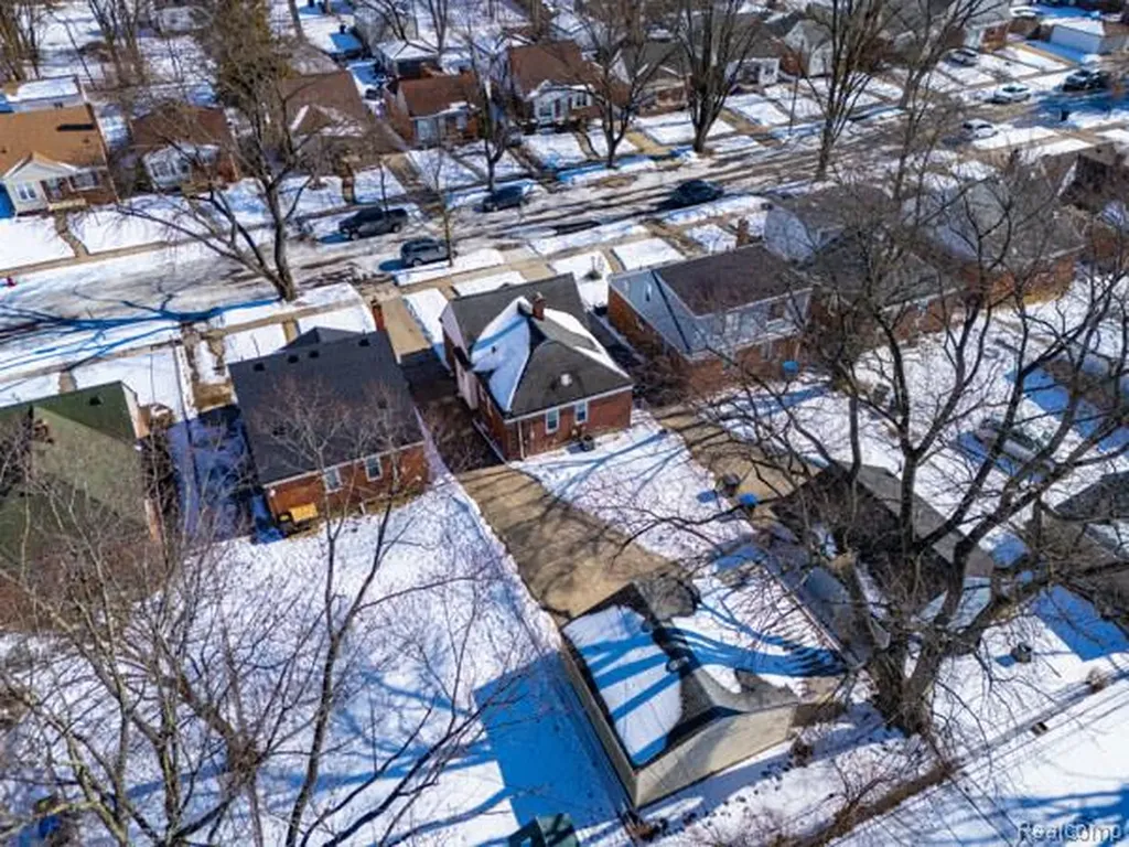14581 Chatham Street Detroit City MI 48223