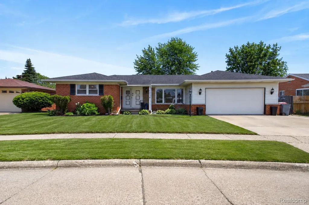 31822 Slumber Lane Fraser City MI 48026