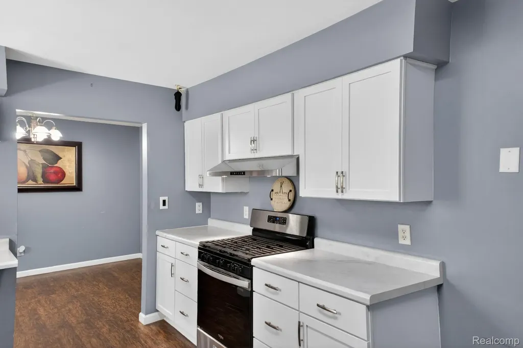31822 Slumber Lane Fraser City MI 48026