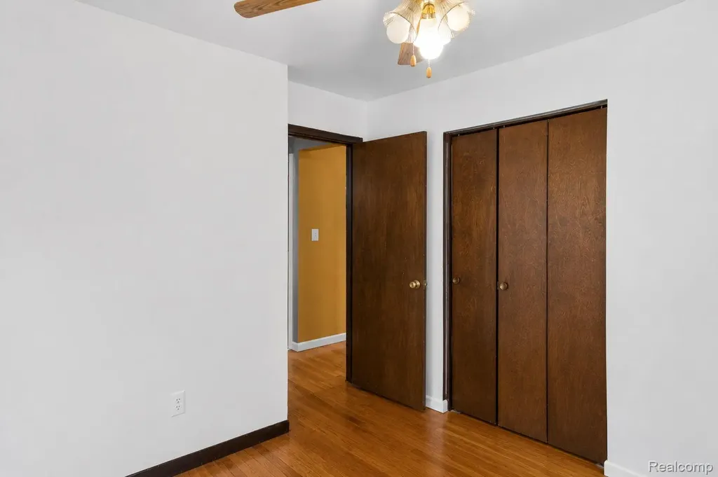 31822 Slumber Lane Fraser City MI 48026