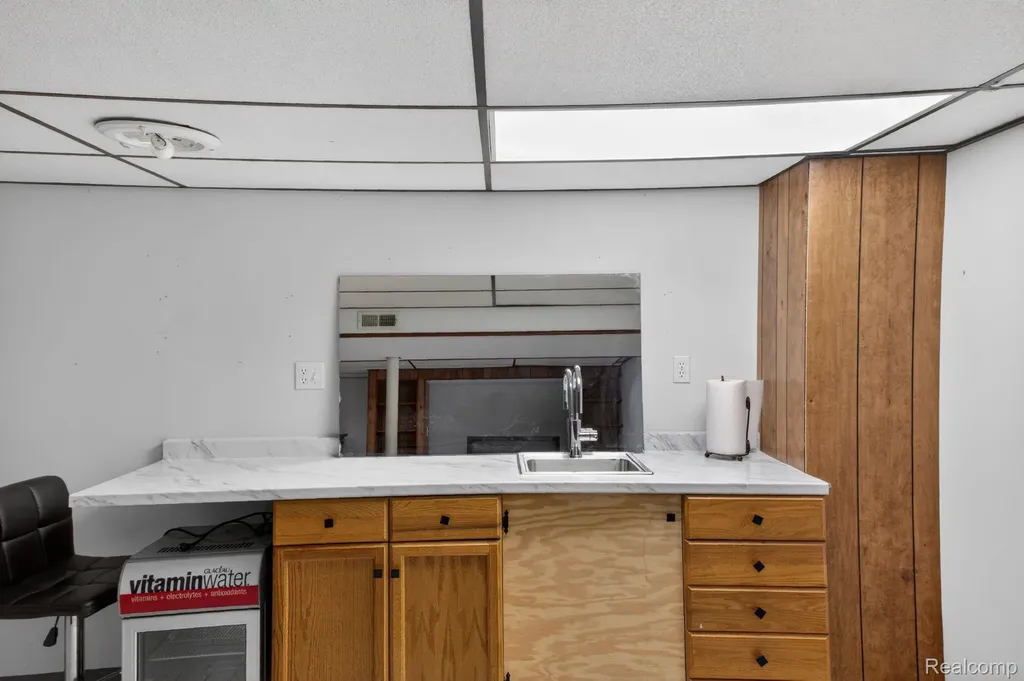 31822 Slumber Lane Fraser City MI 48026